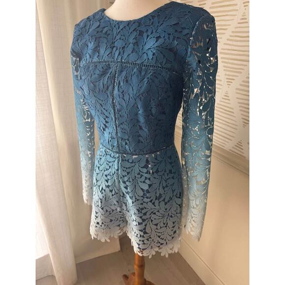 NWT Adelyn Rae Women’s Small Blue Ombré Lace Overlay Romper - Picture 4 of 10